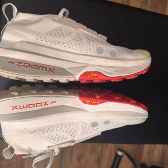 Nike ZoomX Zegama 2 - Mens size 7.5 - Picture 6 of 7